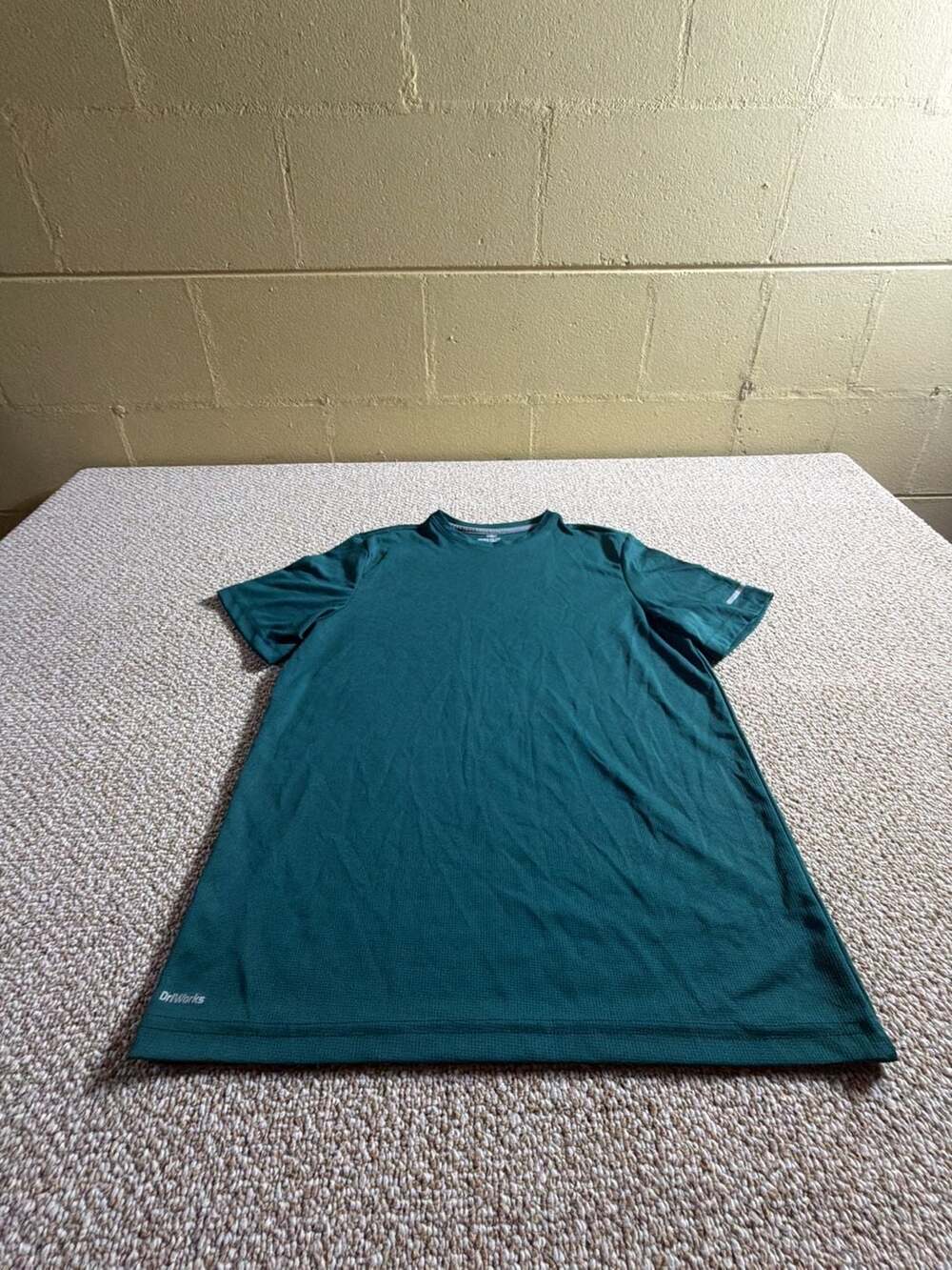 Athletic Works Quick Dry Tee Size M Green Smoke